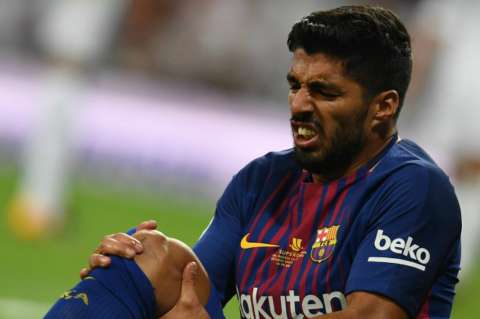 Luis Suárez sufre distensión en la rodilla y estará un mes sin jugar