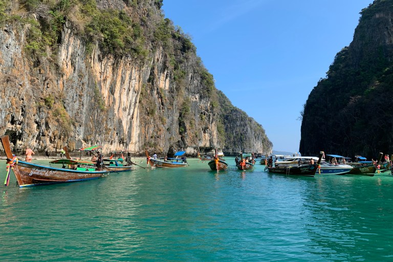 Tailandia pretende atraer a 40 millones de turistas en 2025