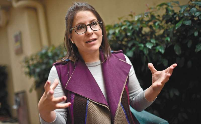 La representante Juanita Goebertus es la abanderada del proyecto para sacar a la Policía del Ministerio de Defensa. 