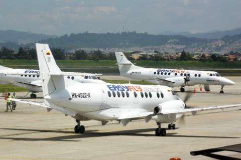 Avión de Easyfly chocó en el aeropuerto de Palonegro, Bucaramanga