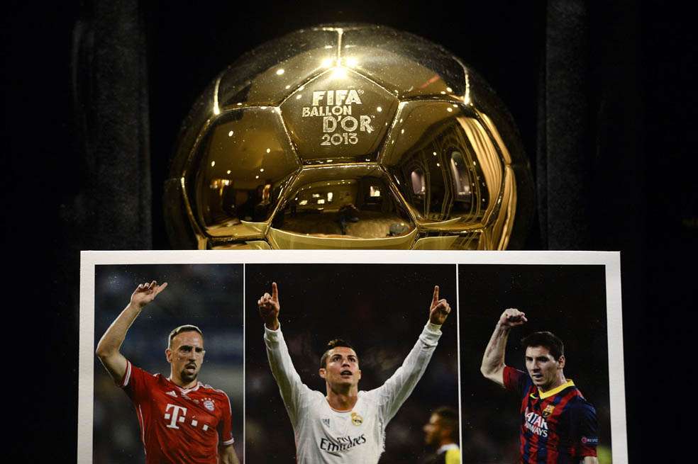 Franck Ribéry, Cristiano Ronaldo y Lionel Messi son los tres candidatos para llevarse el premio al mejor jugador de 2013. / AFP