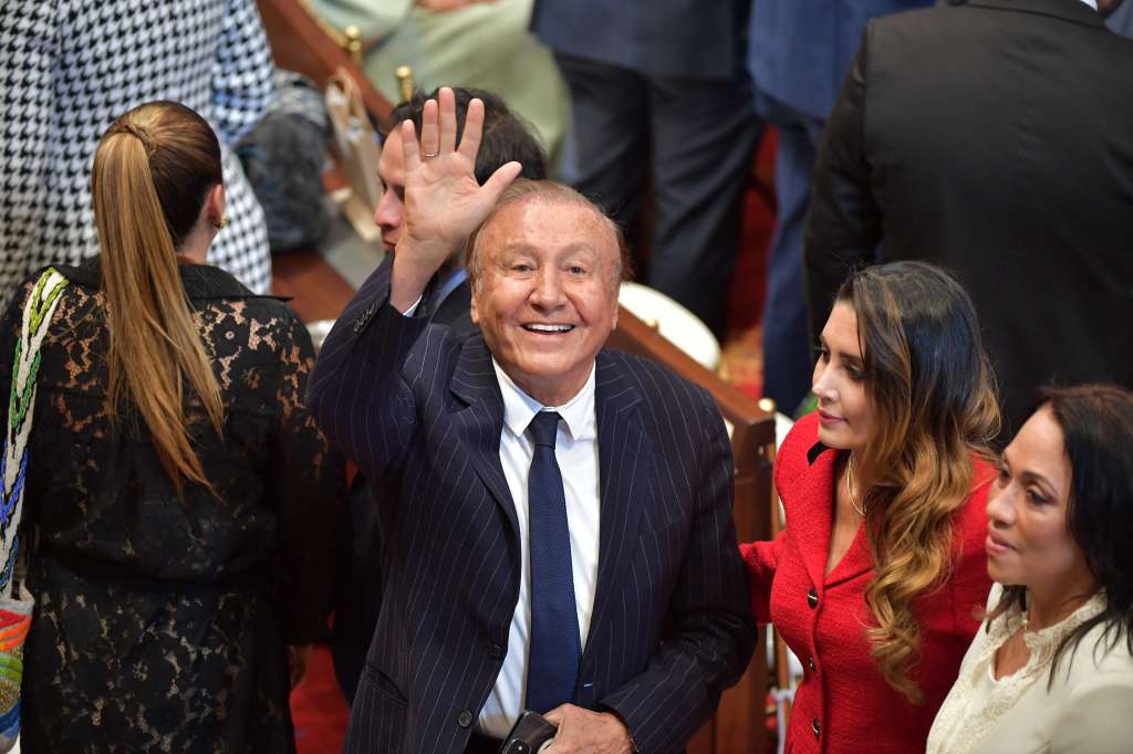 Excandidato presidencial y Senador electo para el período 2022-2026 por el movimiento político Liga de Gobernantes Anticorrupción, durante la instalación del Congreso y del último discurso de Iván Duque como presidente de Colombia.