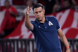 ¡No va más! César Farías, fuera de América de Cali tras desastroso semestre