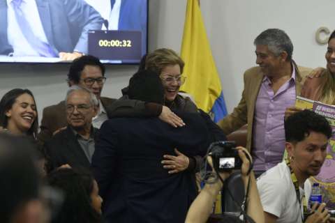“La pelea sigue en plenaria”: Gobierno y oposición chocaron tras debate de pensional