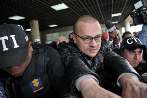 Versión de que el hacker Sepúlveda fue presionado para hablar contra Uribe llegó a la Fiscalía
