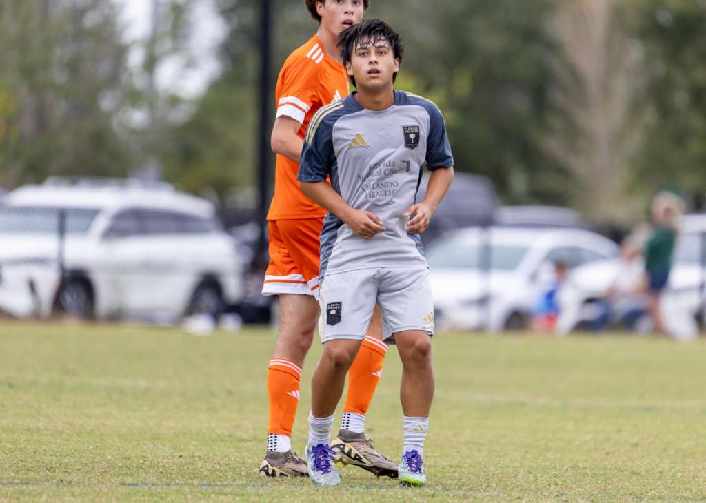 Isaías Rodríguez con el equipo sub-17 del Tampa Bay United.