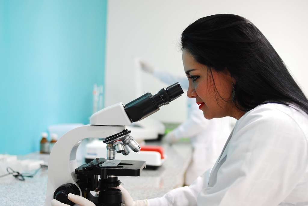 La mayor participación de la mujer, con su conocimiento, liderazgo y su talento en la ciencia, es imprescindible para la sociedad.
