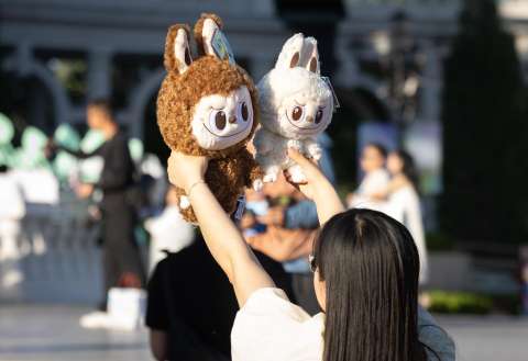 El éxito de los Labubus: lo que hay detrás de los muñecos que todos quieren