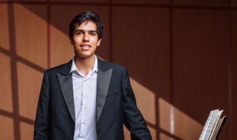 Daniel Díaz Padilla, un talento del piano,  junto a la Filarmónica de Bogotá