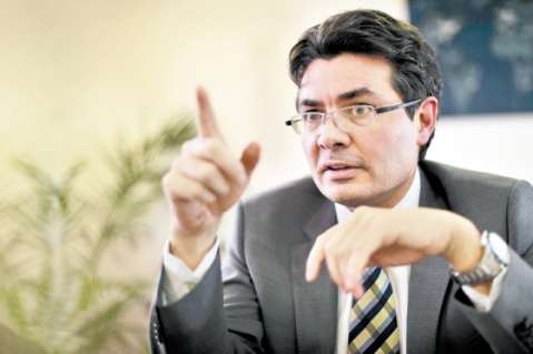 ‘No existe relación comprobada entre vacuna contra el VPH y las afectadas en Bolívar’