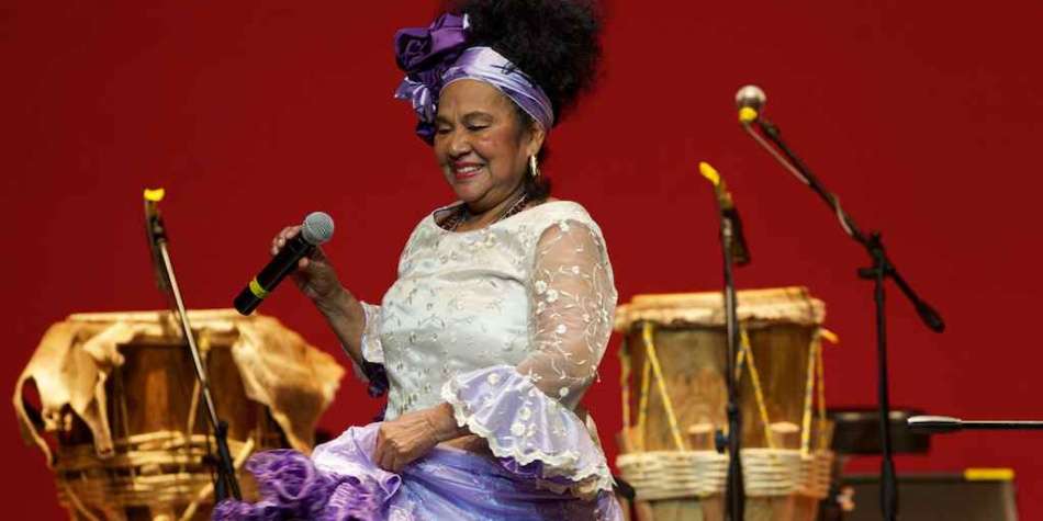 Las mujeres le cantan a la paz