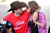 Mila Kunis y Ashton Kutcher, la felicidad en imágenes