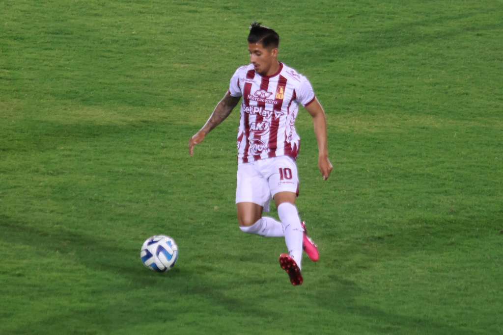 Yeison Guzmán anotó el segundo gol de la victoria tolimense en Venezuela.