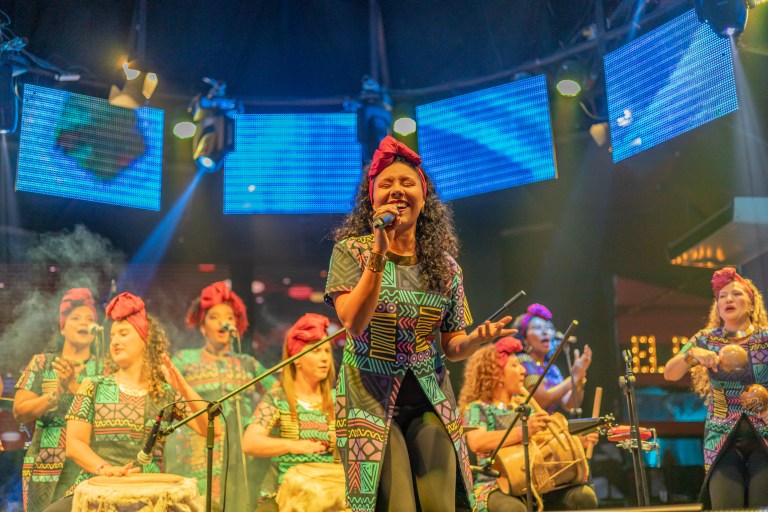 Enkelé, la agrupación musical que se toma la Feria de Cali