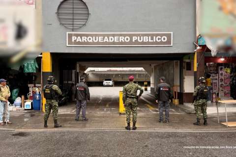 Ordenan embargar el Parqueadero Padilla, sede de operaciones de paramilitares en Medellín