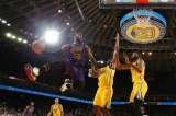 Le Bron James, fundamental en los Lakers para frenar a Golden State