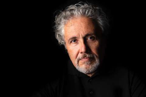 “Lo esencial es que, incluso con postura política, la obra tenga solidez estética”