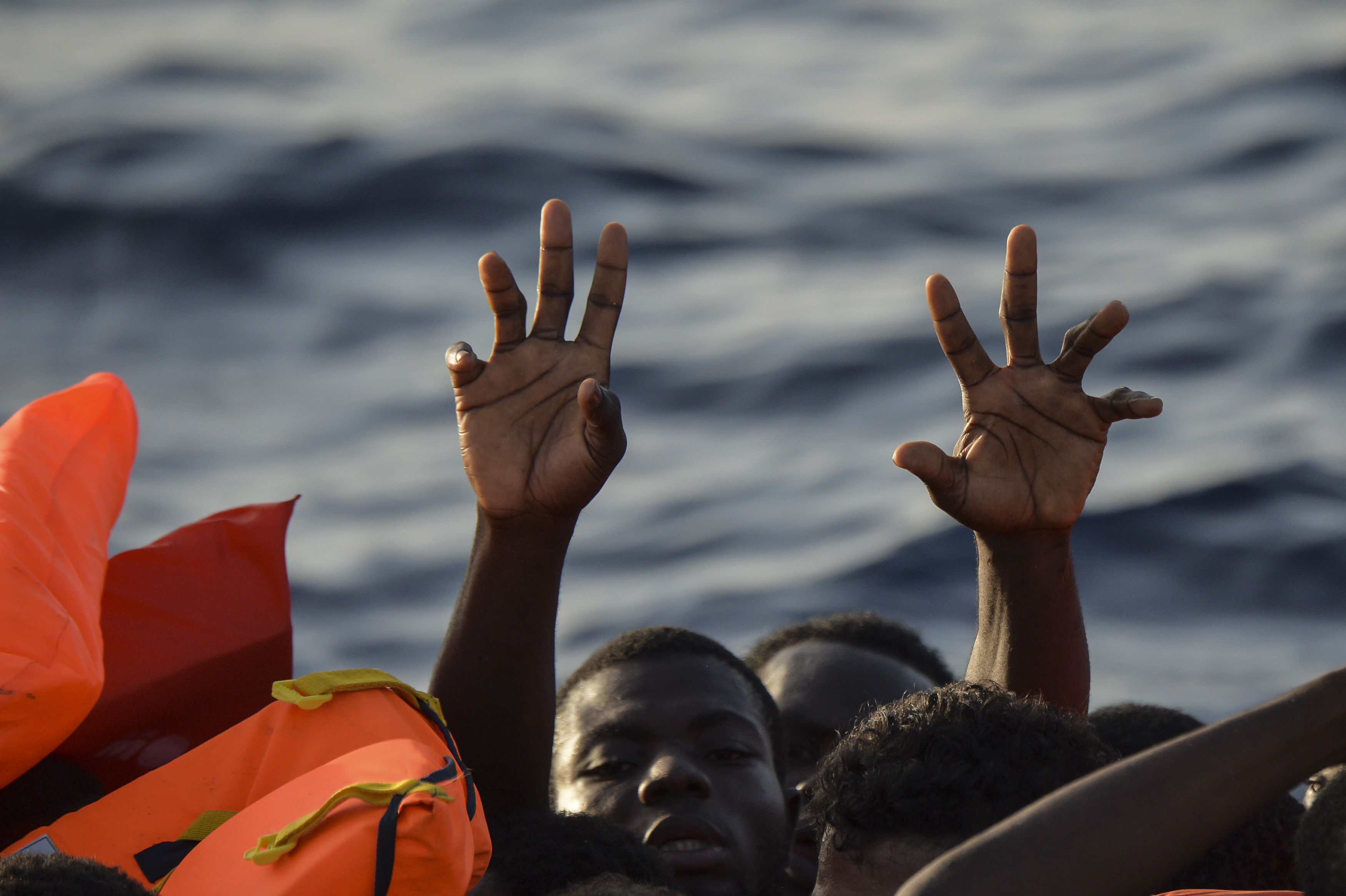 Al menos 25 personas murieron el sábado en aguas libias en el naufragio de una embarcación que transportaba a unos 150 migrantes, según dos oenegés de rescate. / Archivo particular.