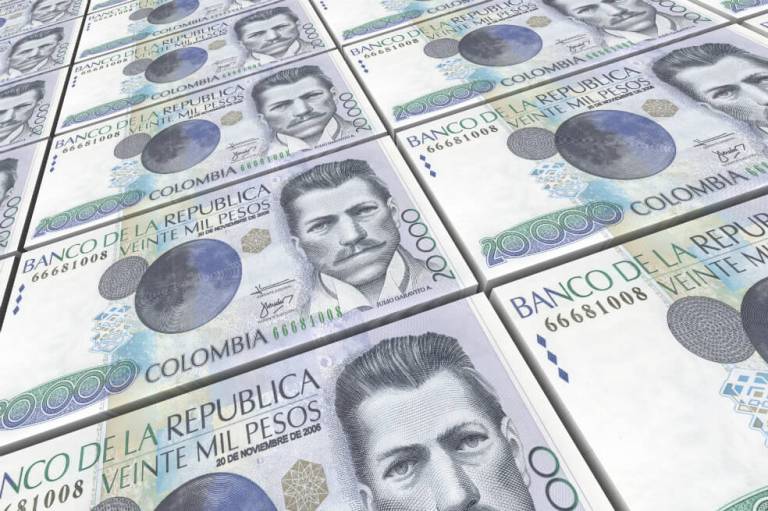 Déficit podría empujar al peso hacia mínimo histórico