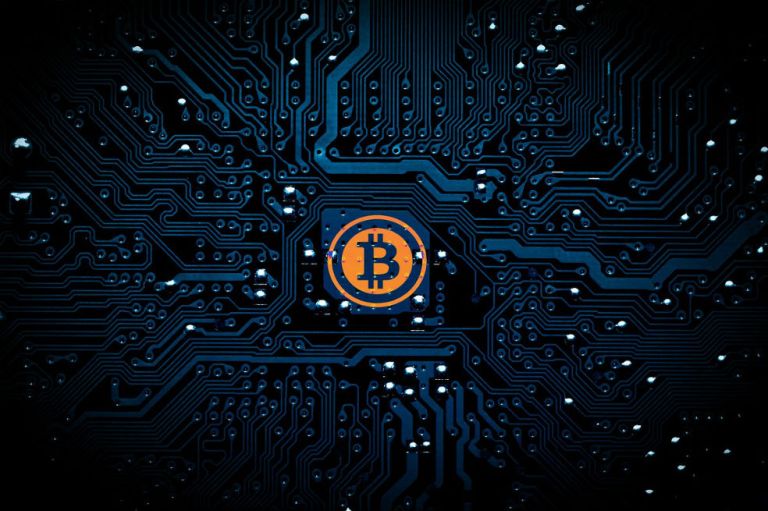 Crean criptomoneda para que migrantes envíen remesas