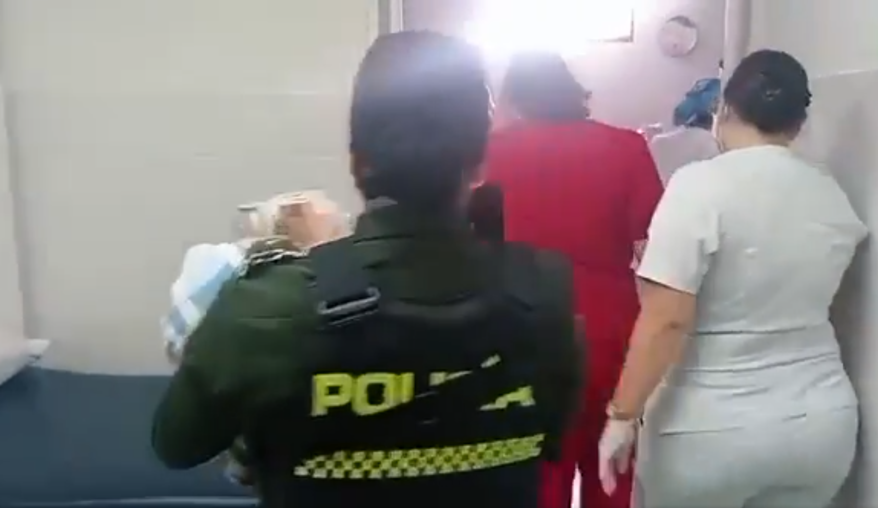 Nacimiento bebé en Girón