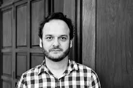 Juan Cárdenas o cómo desentrañar con la literatura (Textos cardinales)