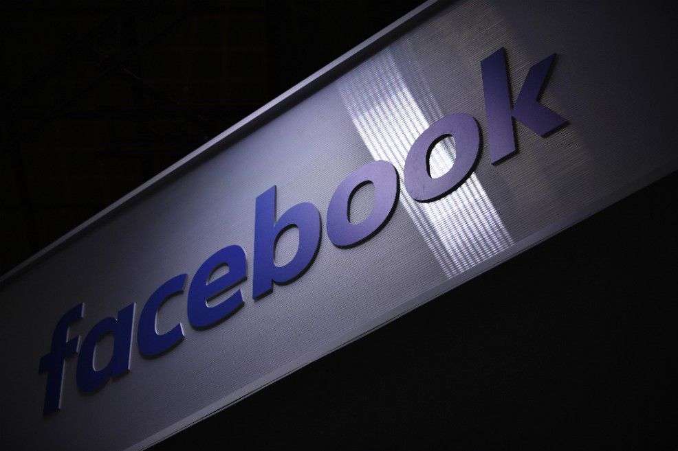Facebook vuelve a ser acusado.