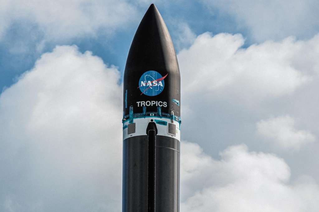 En dos semanas, se lanzarán otros dos satélites.