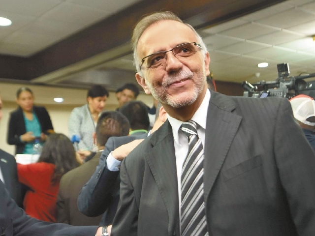 Ministro de defensa, Iván Velasquez