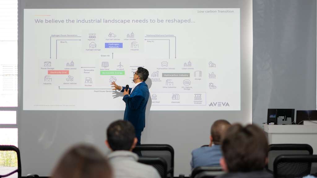 AVEVA Day Colombia 2024 reunió a empresarios, ingenieros y líderes industriales de todo el país.