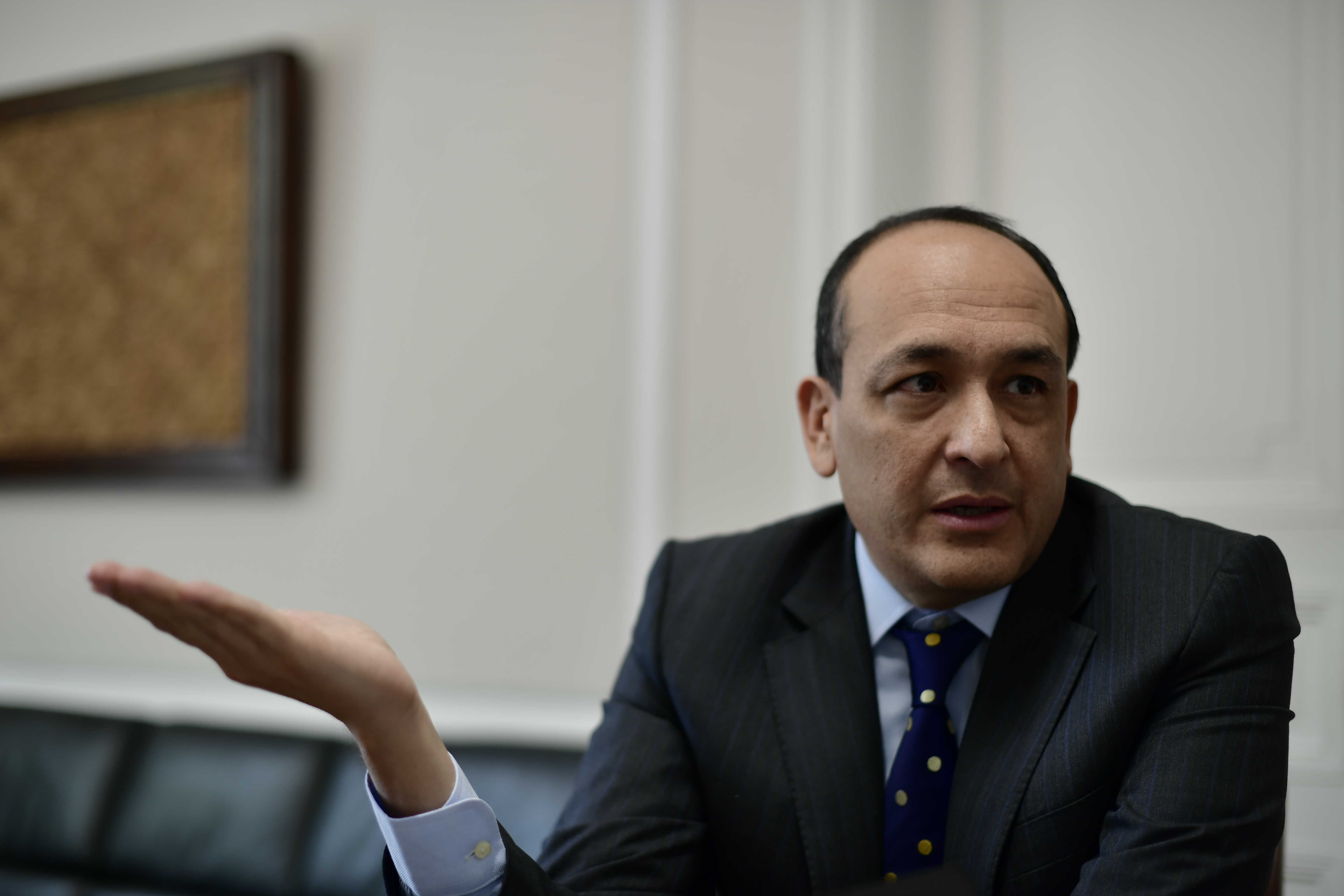 Nuevo magistrado de la Corte Constitucional en reemplazo de Alejandro Linares.