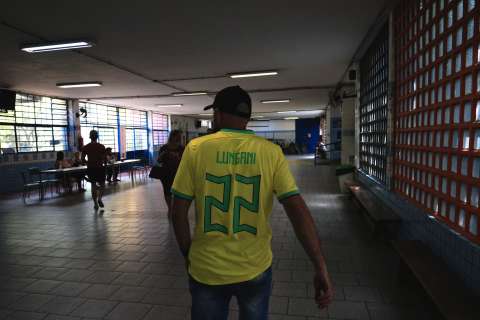 La polarización en Brasil se refleja en una iglesia católica en Río de Janeiro