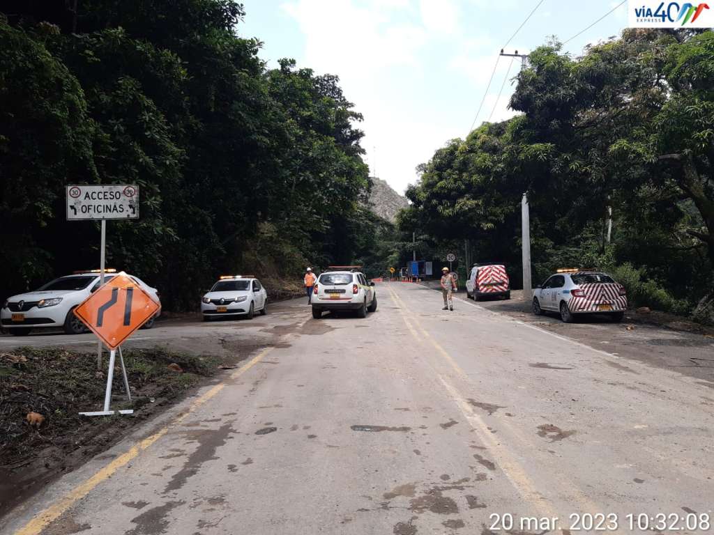El paso en la vía Bogotá-Girardot fue habilitado. Cortesía Vía 40 Express.
