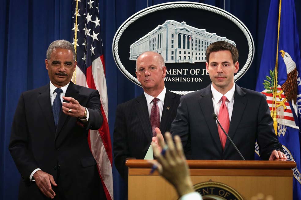 El fiscal general de EE.UU., Eric Holder, presentó el caso de espionaje de China contra EE.UU. ante un jurado de Pensilvania. / AFP