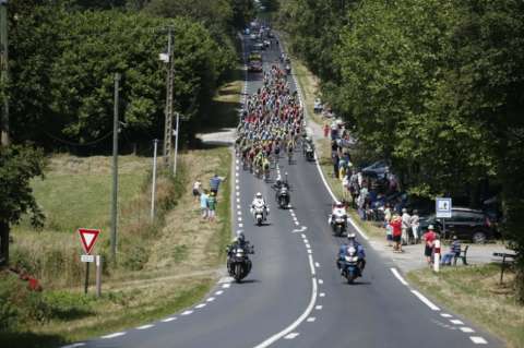 La crono por equipos, última cita antes de la alta montaña