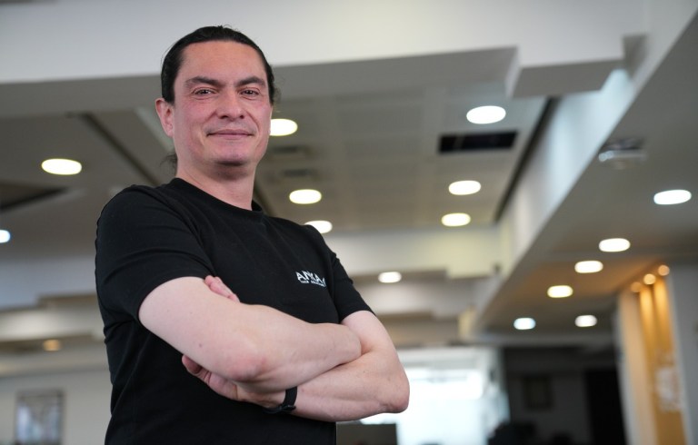 El adelantando ingeniero colombiano que le apuesta a la criptografía cuántica para emprender