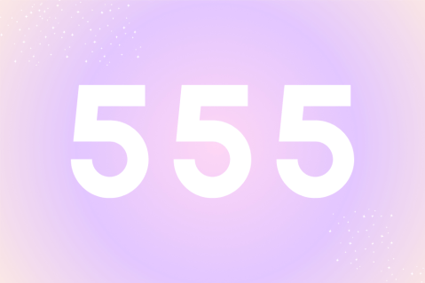 ¿Qué significa la hora espejo 555 en el amor? Esto dice la numerología