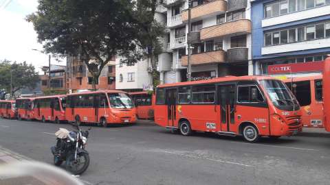 Paro de transportadores en Ibagué completa 10 días; se unieron los gremios