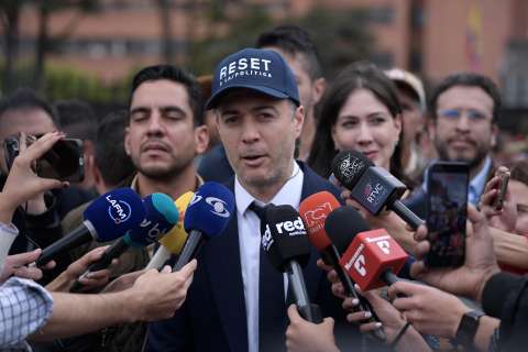 Quintero se baja de consulta del Pacto y Petro habla de “golpe antidemocrático”