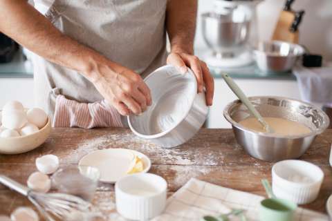 Desmoldante casero: la receta de 3 ingredientes que necesitas en tu cocina