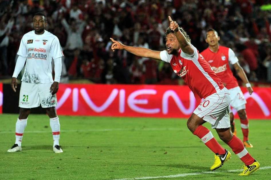 El veterano Gerardo Bedoya volvió a darle la victoria al Santa Fe, esta vez ante Patriotas. / Luis Angel
