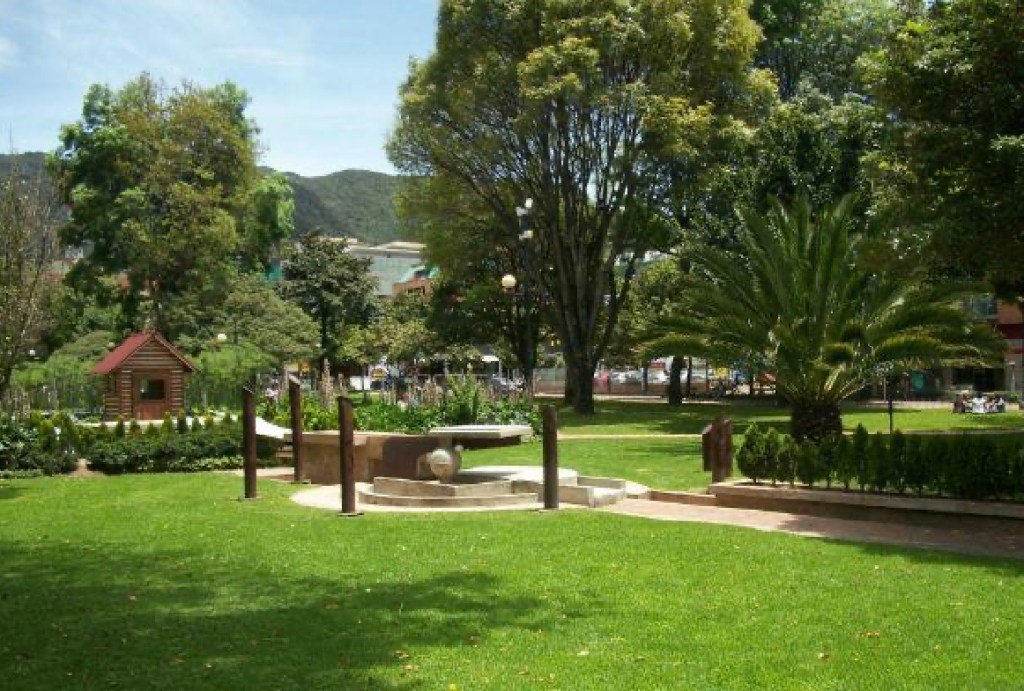 Colibríes, abejas y jardines nativos: así cambiará el Parque de la 93 antes de marzo.