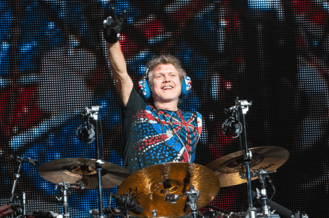 Habla Rick Allen, baterista de Def Leppard, tras brutal ataque