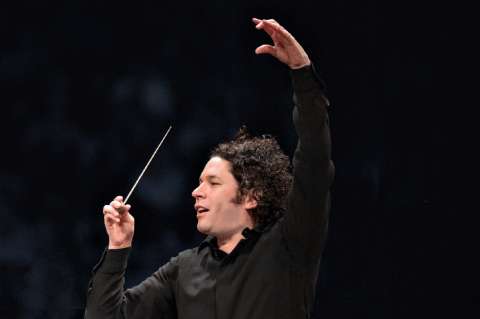 “Esta no es la respuesta”: Gustavo Dudamel pide a Maduro suspender constituyente