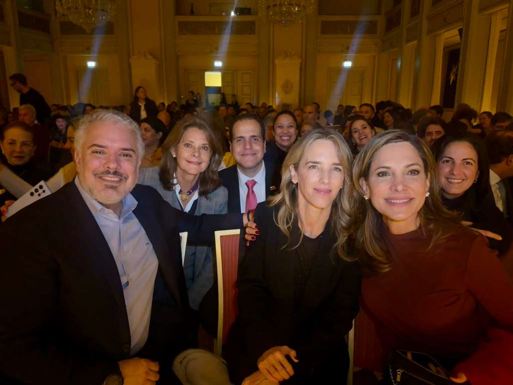 El expresidente Iván Duque y la exvicepresidenta Marta Lucía Ramírez están presentes en Oslo para la entrega del nobel de María Corina Machado.
