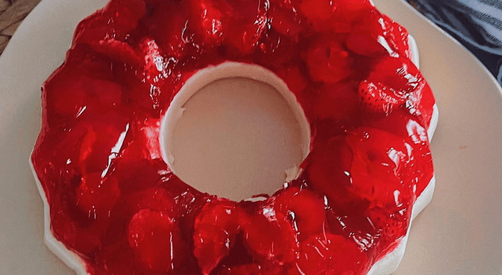 Gelatina de fresas con crema
