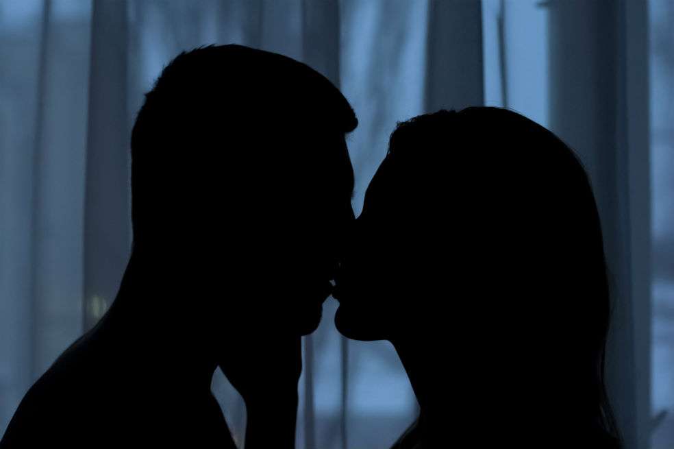 Descubre los síntomas del encoñamiento y si presentas alguno