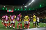 Si Colombia pasa primero o segundo en el grupo, ¿contra quién juega?