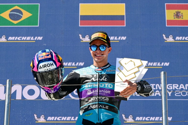 El año de aprendizaje y proyección de David Alonso en Moto2