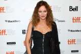 Vanessa Paradis rehace su vida con el ex de Carla Bruni